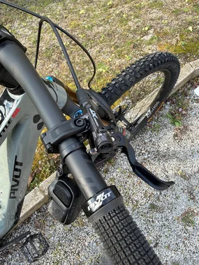 Pivot Shuttle SL PRO X0 L, NOV