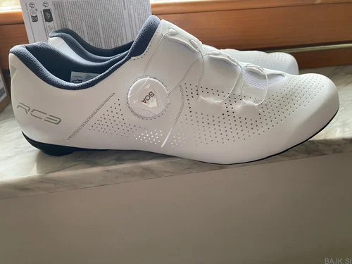 SHIMANO ŠPRINTARICE CESTNI ČEVELJI 43 št. nerabljeni,90€