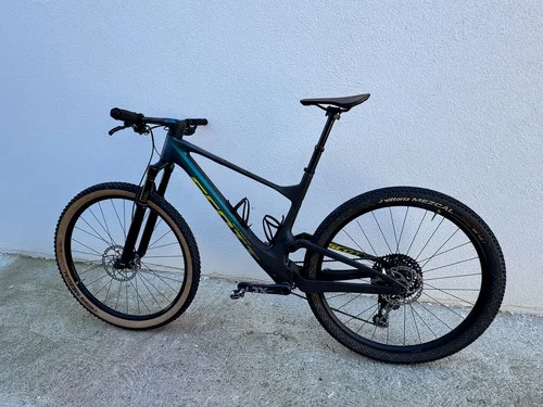 SCOTT SPARK WORLD CUP L