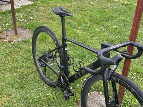 Cestno kolo Cube Air SLT