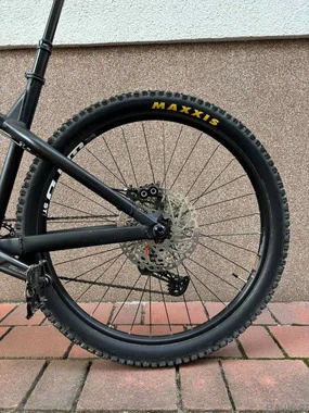 Enduro hardtail kolo Dartmoor Hornet 27.5