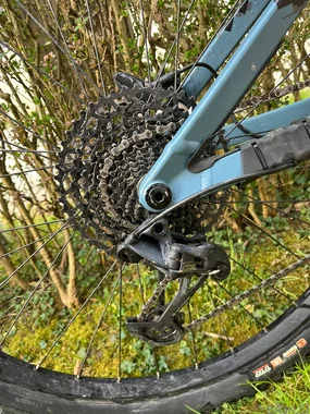 Ghost Riot EN Essential