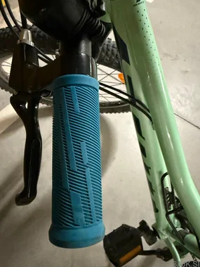 Prodam lepo ohranjeno malo uporabljano kolo.