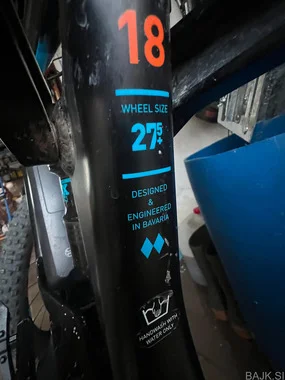 Cube stereo hybrid 140