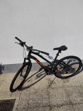 Ghost square cross Essential W