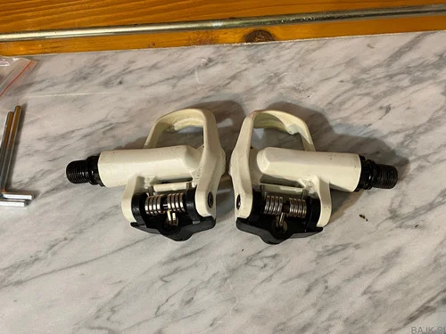 pedala LOOK KEO2MAX rabljeno + PODARIM: 2para BLOKEJ,42€