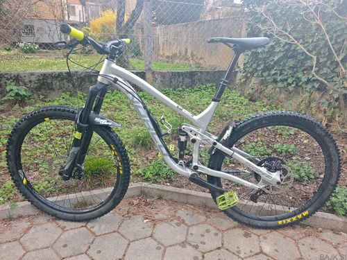Norco Sight A7.3 - velikost M