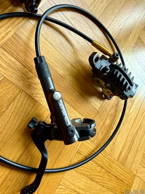 Shimano Saint M820 - komplet (nerabljene, nove)