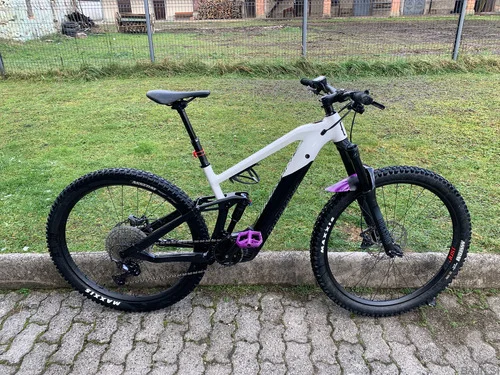 Moustache Mach4, Bosch CX motor
