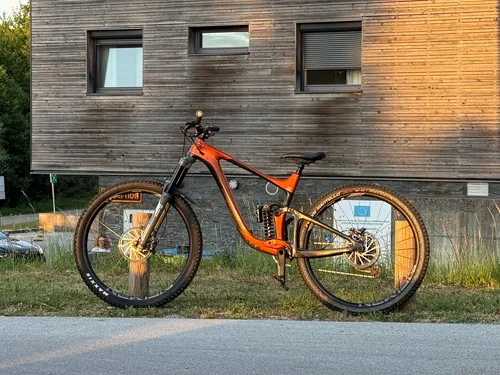 Giant Reign Advanced Pro 1