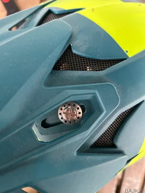 Prodam BlueGrass MTB čelado