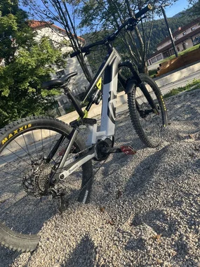 Husqvarna hard cross 1