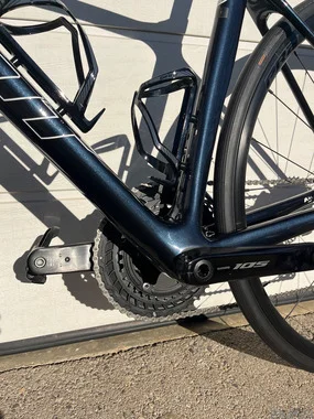 Giant-TCR Advanced 1, shimano-105 Di2