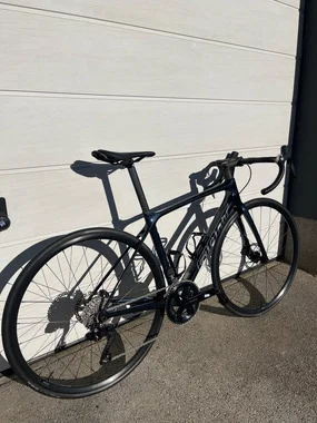 Giant-TCR Advanced 1, shimano-105 Di2