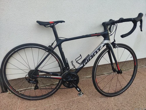 Giant TCR Advanced 2, Velikost M, Kot Nov!