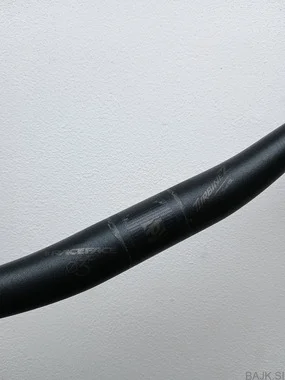 Raceface Turbine krmilo