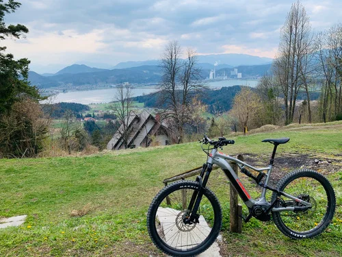 Lapierre Overvolt AM 5.5 L-velikost