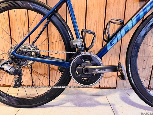 Cestno kolo Giant TCR Advanced SL 1 2021 M velikost