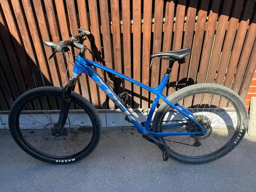 Trek X Caliber 9 - 2022