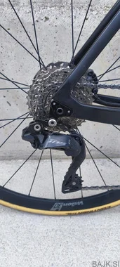 GUSTO COBRA EVO, Shimano 105 Di2
