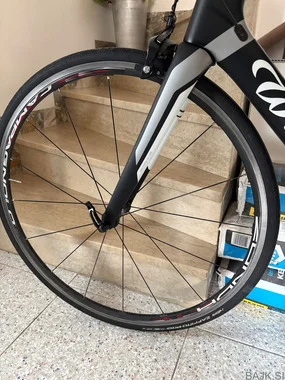 Sprednji obroc Zonda