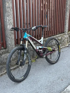 Polygon collosus ax 3.0