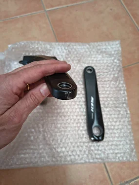 Gonilka Shimano 105 r7000 175mm