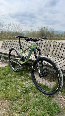 Nukeproof giga 290 Large