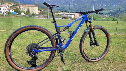 Orbea Oiz M-pro axs (L)