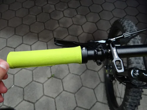 Specialized fuse expert 27.5 2016 L, tubeless, TOP