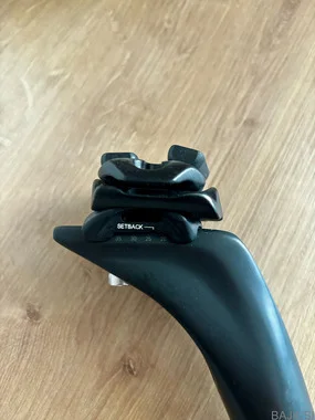 Karbonska sedežna opora Canyon S13 VCLS 27.2mm CF