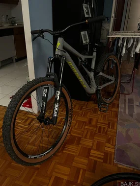 Slopestyle Specialized St.