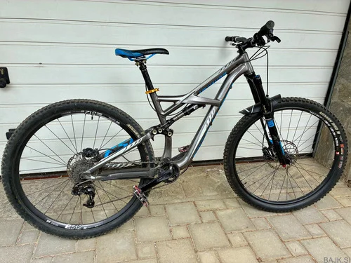 Specialized Enduro Comp