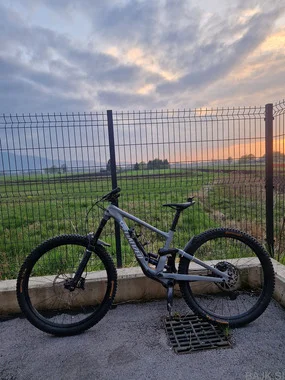 Specialized enduro comp