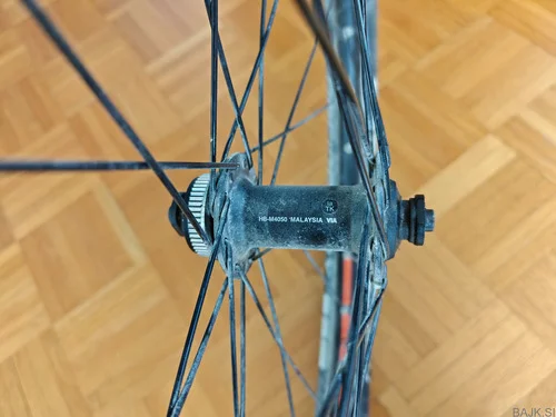 29'' prednje kolo Alexrims ZX20 + Schwalbe Racing Ray