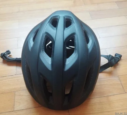 Cestna čelada MET Idolo mips