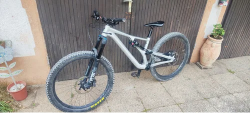 Specialized stumpjumper EVO