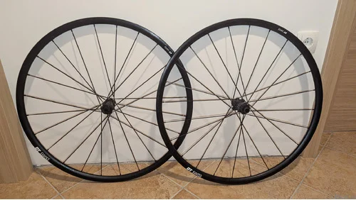 Obročniki DT Swiss P1850 SPLINE DB 23