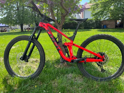 Trek Slash 7