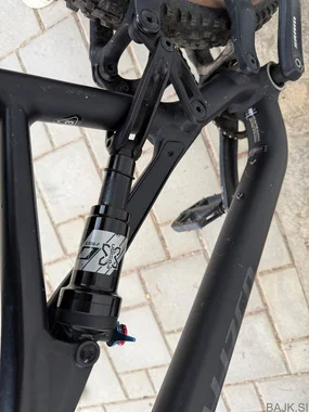 Specialized Stumpjumper – full suspension MTB