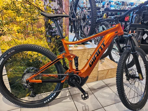 Giant Stance E+2, skoraj nov