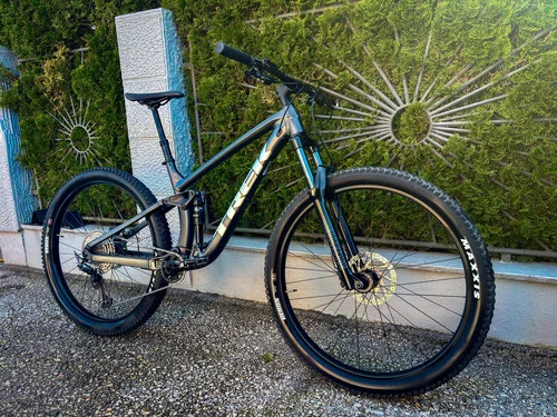 TREK Fuel EX 5