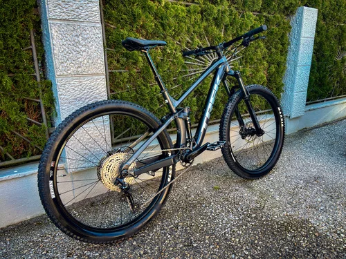 TREK Fuel EX 5