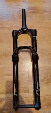 Lyrik ultimate 27.5 charger 2.1