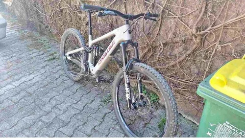 Kolo Santa Cruz Vala L - KOT NOVO