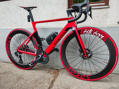 Canyon Aeroad CF SLX Disc 8.0 Di2
