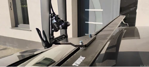 Stresni nosilec za kolo za thule prtljaznik