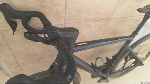 SCOTT Contessa addict 15 + obroči Fast Forward Carbon kolesa TYRO 2