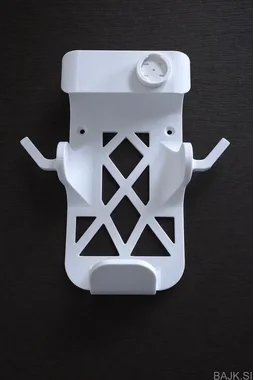 3D tiskano stensko stojalo za kolesarsko opremo