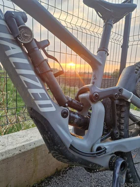 Specialized enduro comp